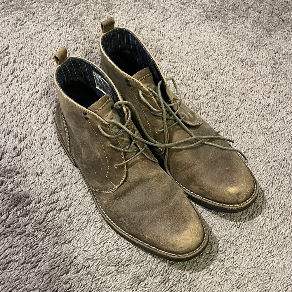 Men's Distressed Leather Lace-Up Boots